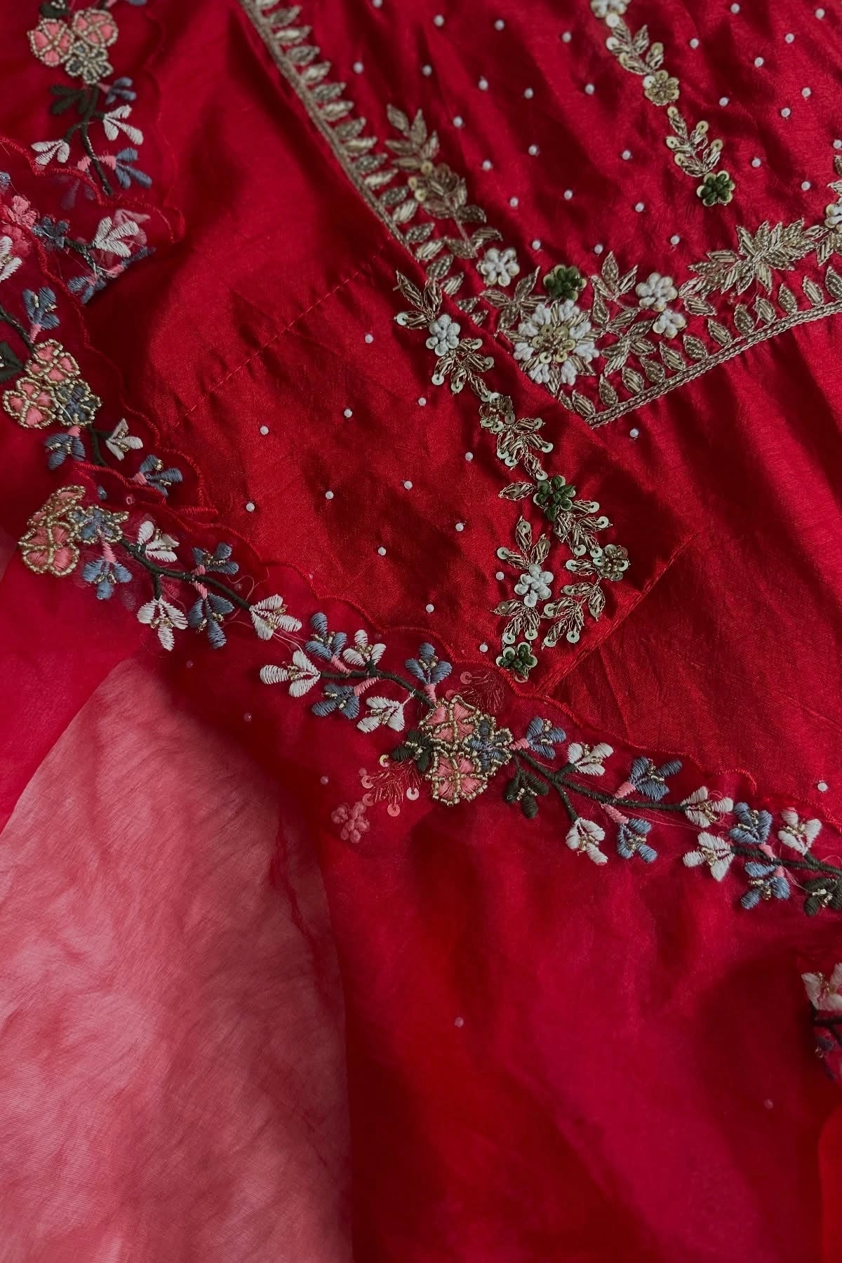 “ALKA” A very beautiful Red piece with zardozi & zari handwork set