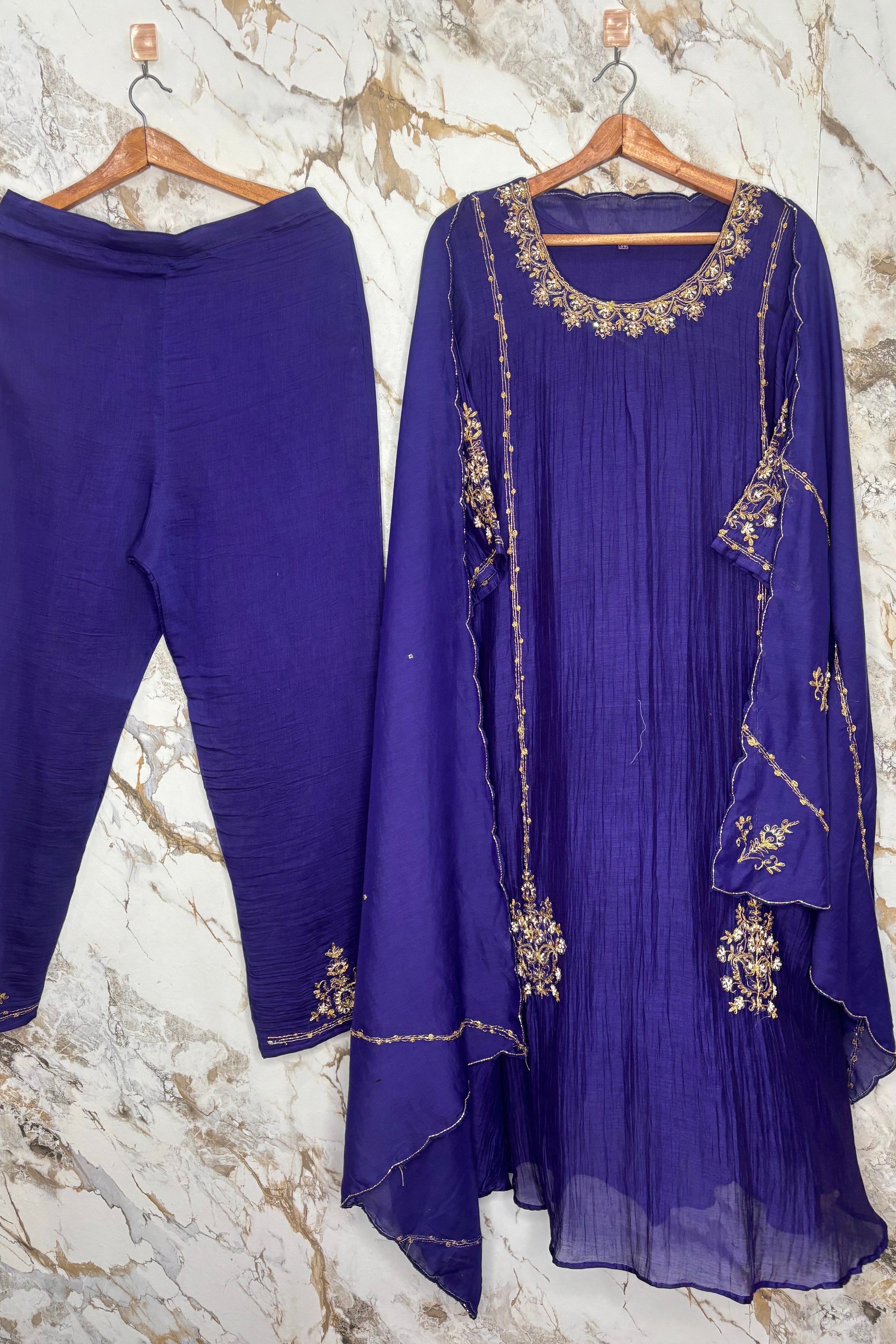 💛”Nayra – Premium Mul Chanderi A-Line Kurta Set