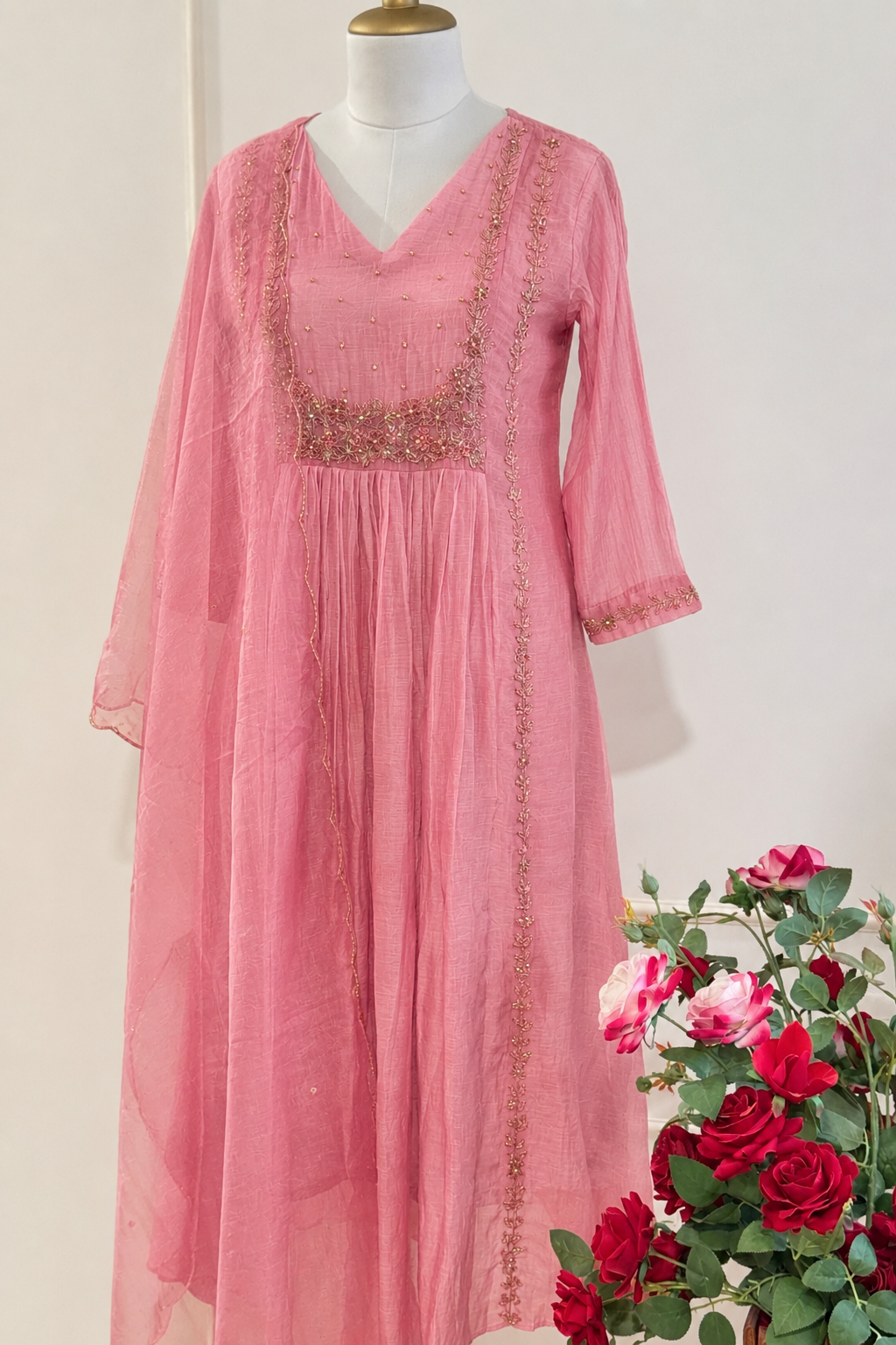 “Ayza”  Pre book Premium Blush Rose Pink  Mul Chanderi A Line Suit set 🛍️