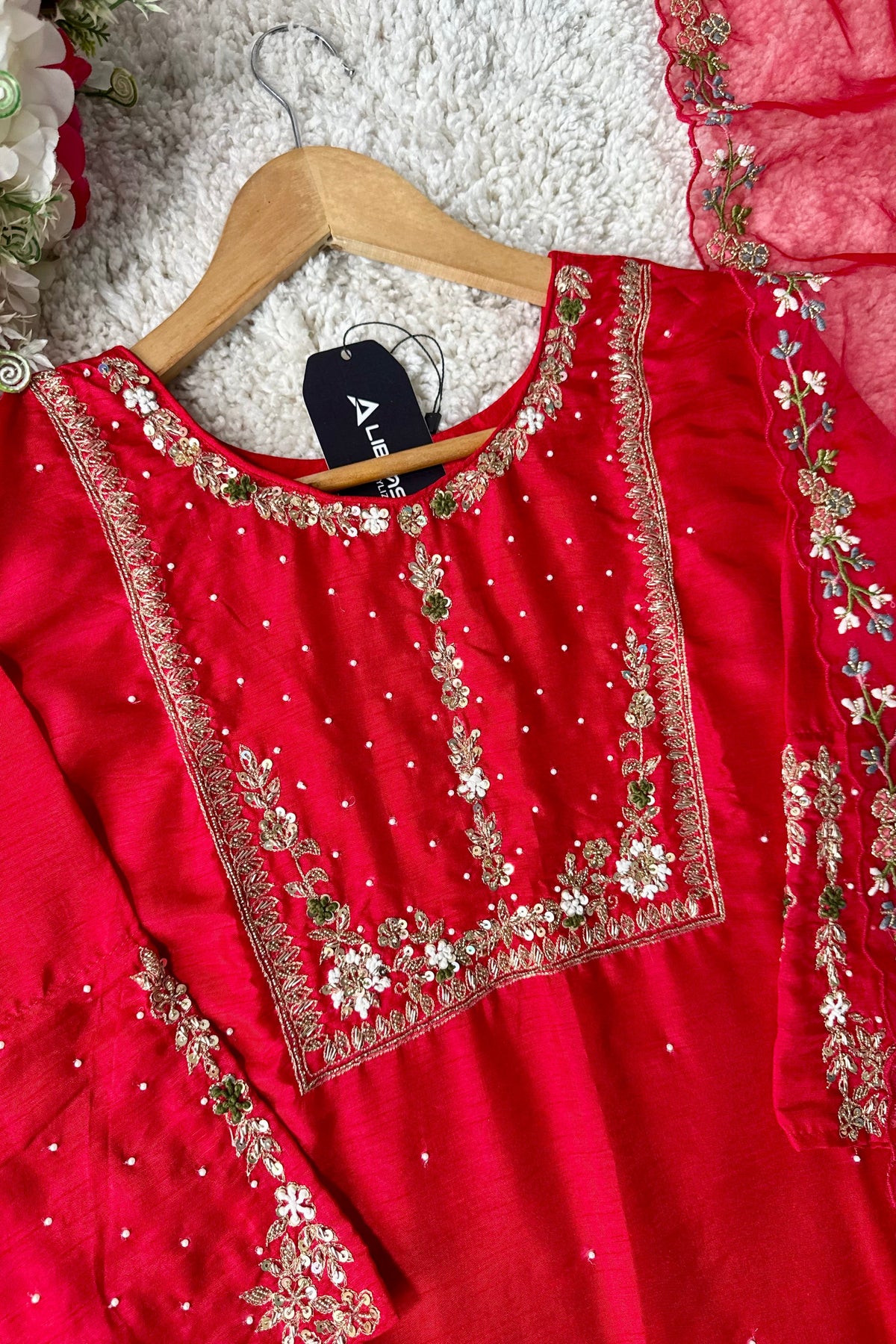 “ALKA” A very beautiful Red piece with zardozi & zari handwork set
