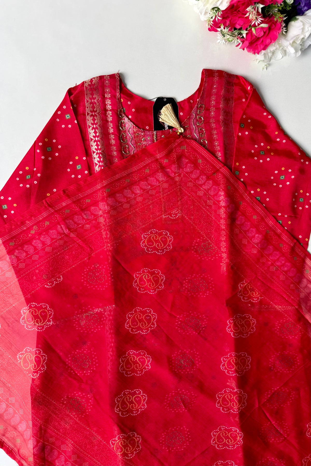 “Mustarab” Beautiful jacquard silk kurti pant with dupatta set 🛍️