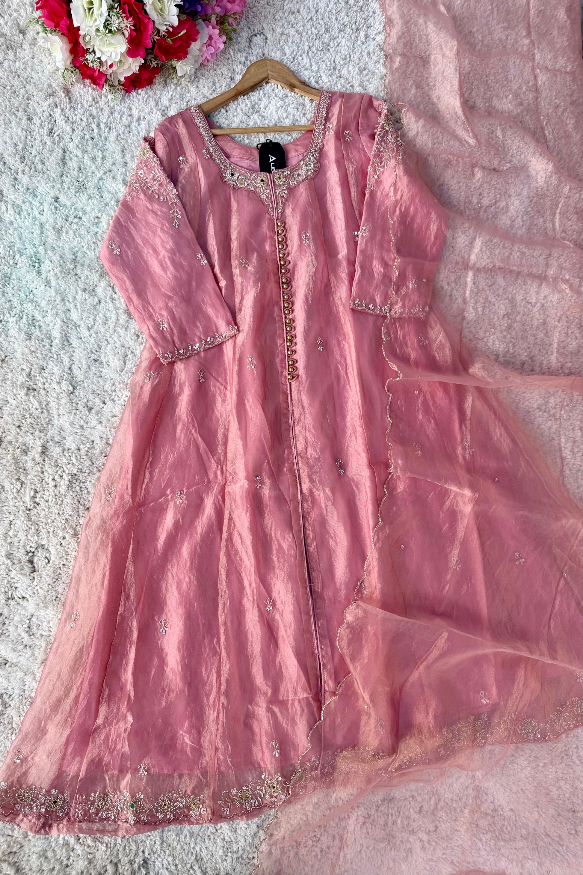 ✨Aiyana- Rose Pink Crushed Tissue Heavy Anarkali Kurta Set