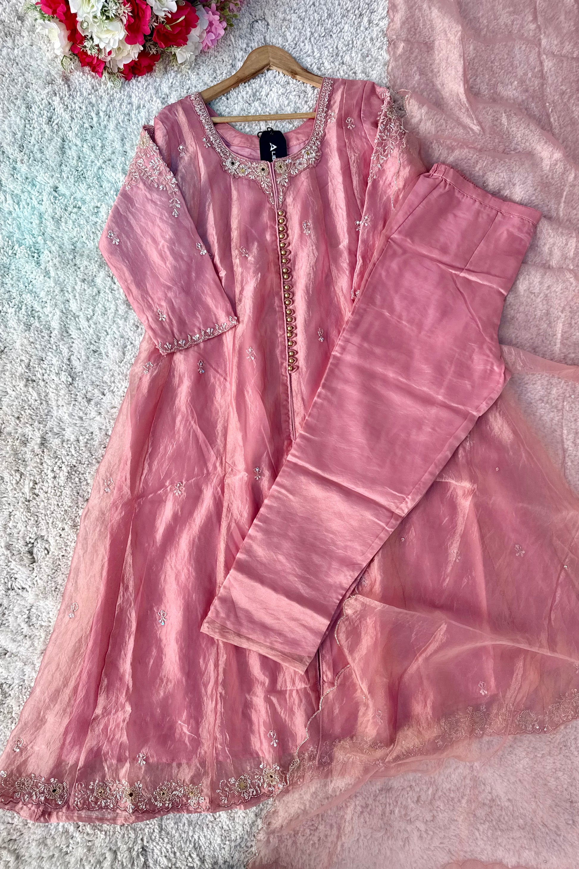 ✨Aiyana- Rose Pink Crushed Tissue Heavy Anarkali Kurta Set
