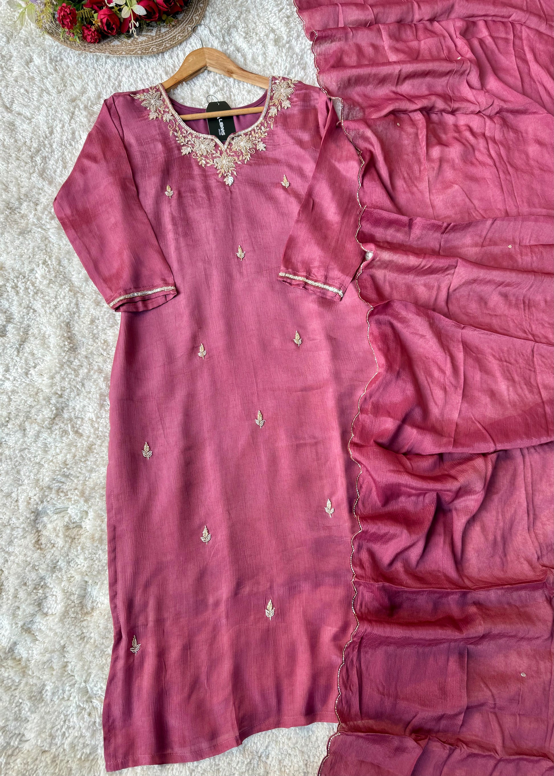 ✨ “Aaliya – Premium Mauve Plum Chinnon handwork straight kurta set
