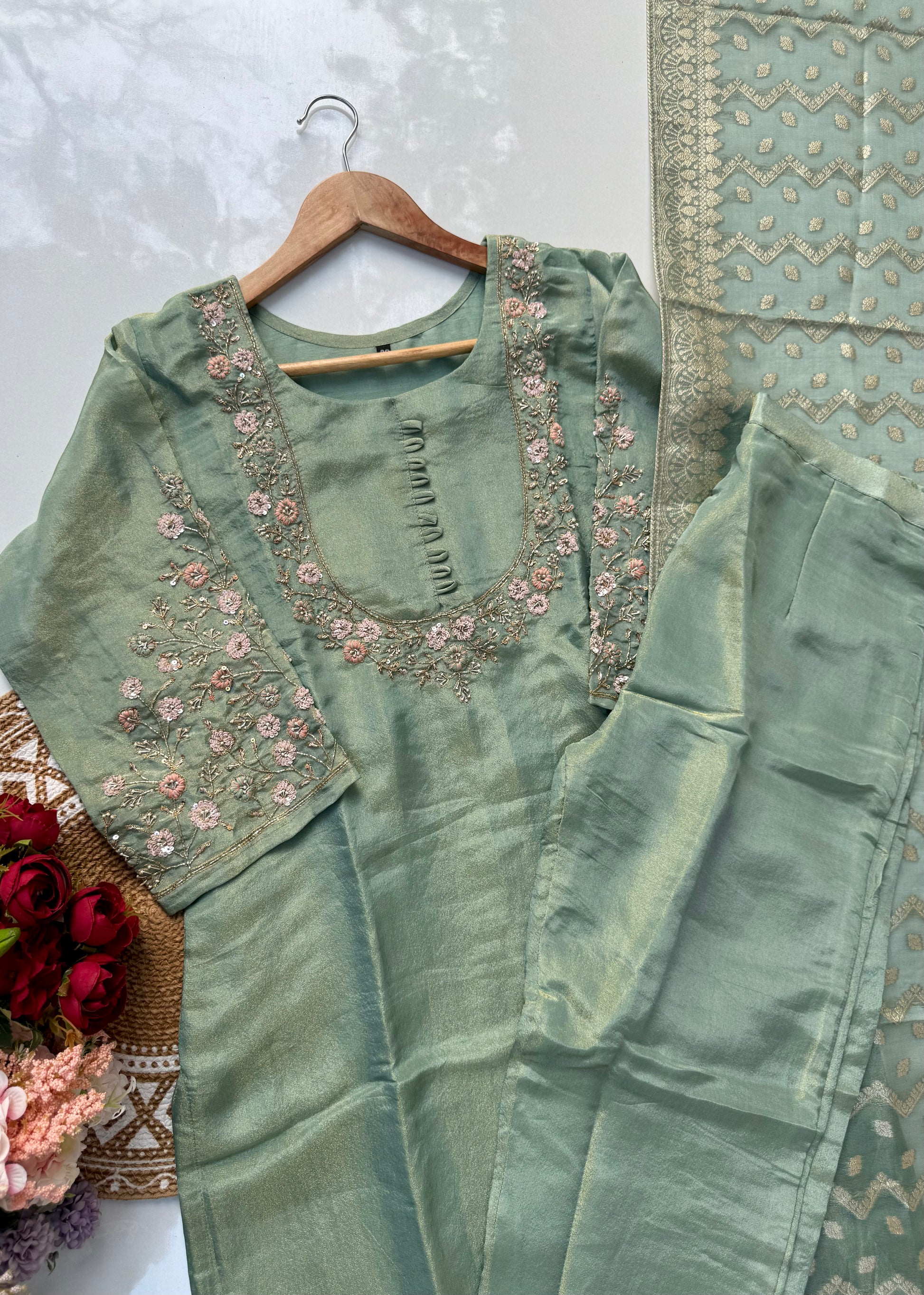 “Naayaab” Premium Tissue silk handcrafted kurta set