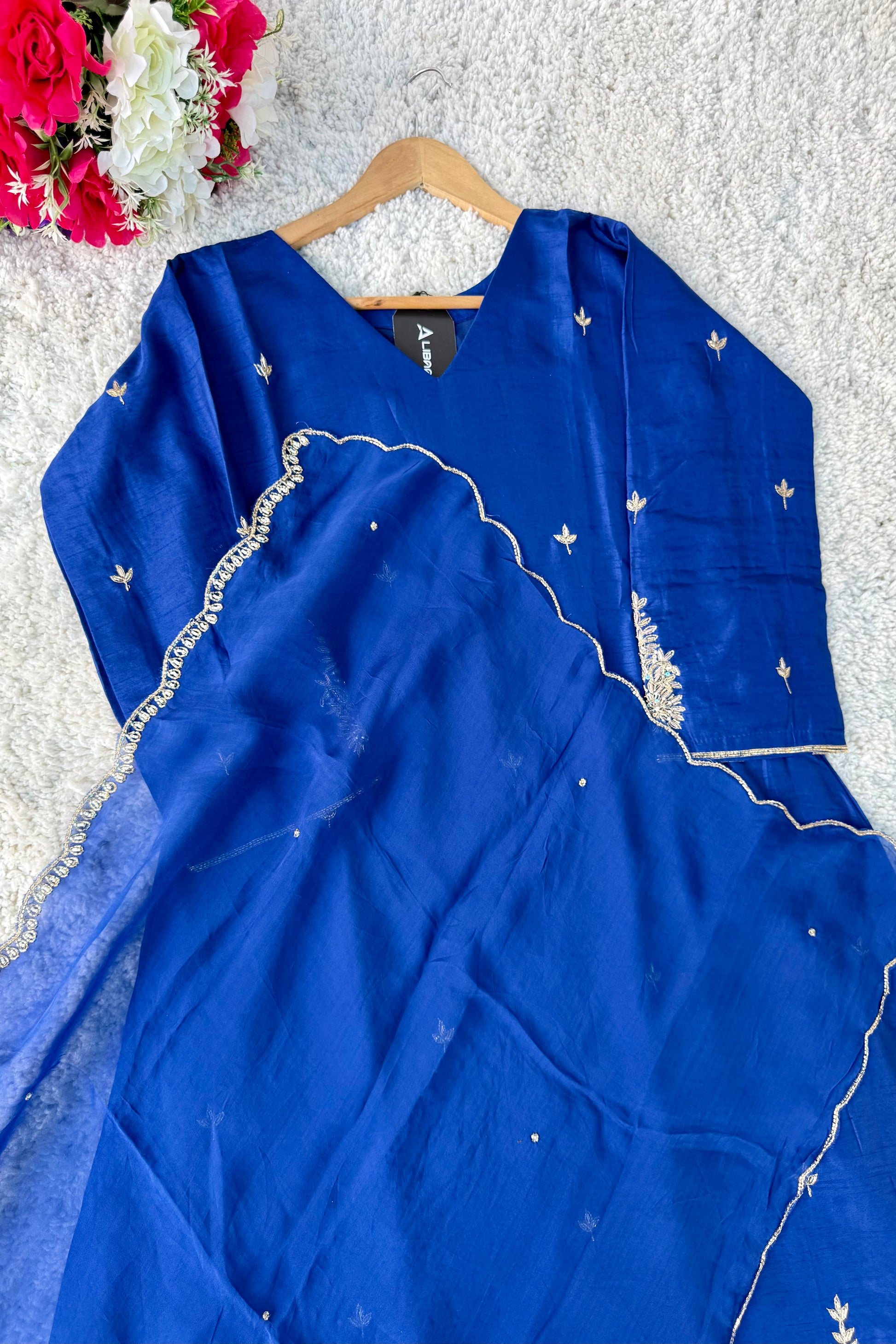 ✨”Aarti– Premium Dola Silk Heavy Anarkali Kurta Set