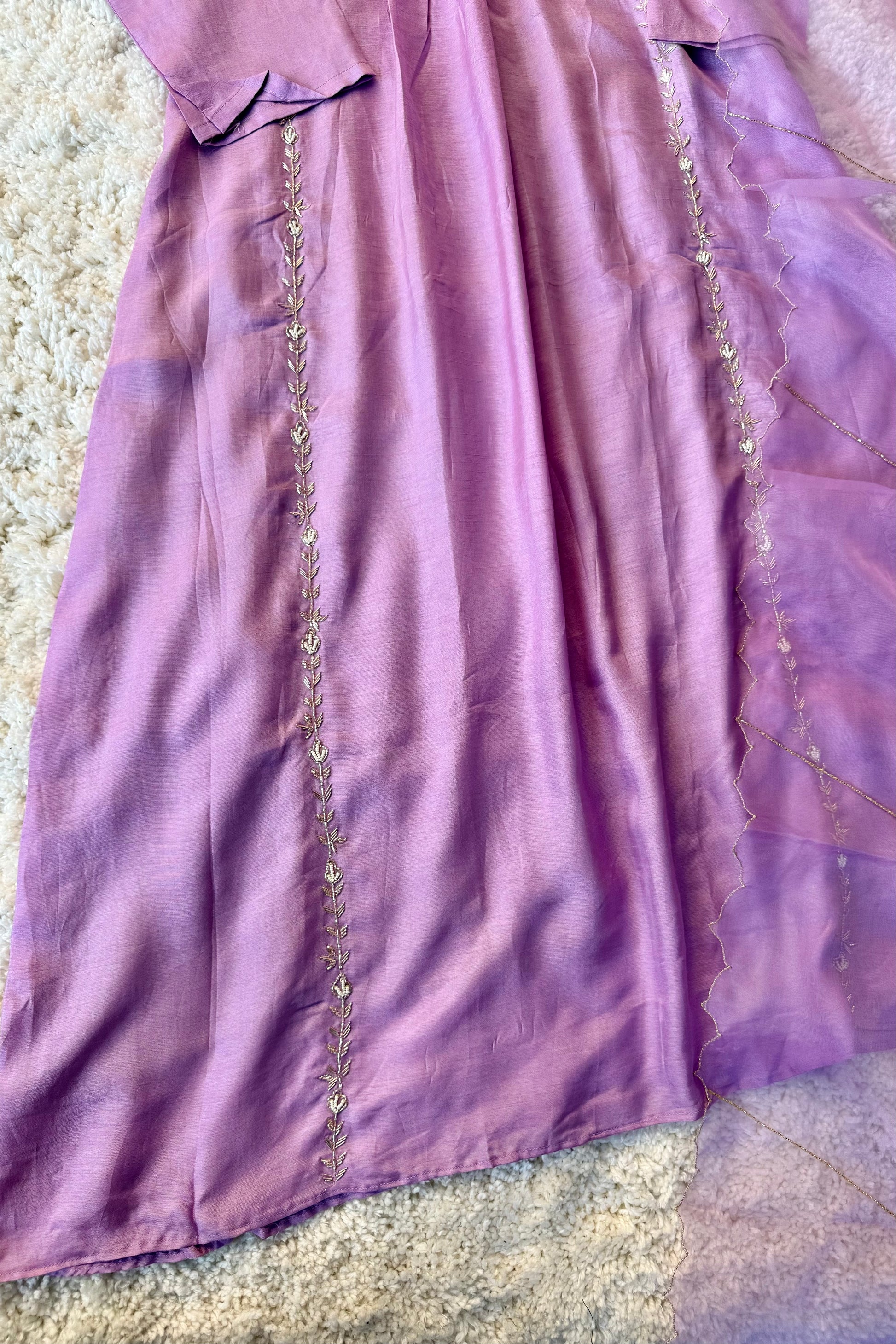 “Eira” Heavy handwork Dola silk A line kurti set 🛍️