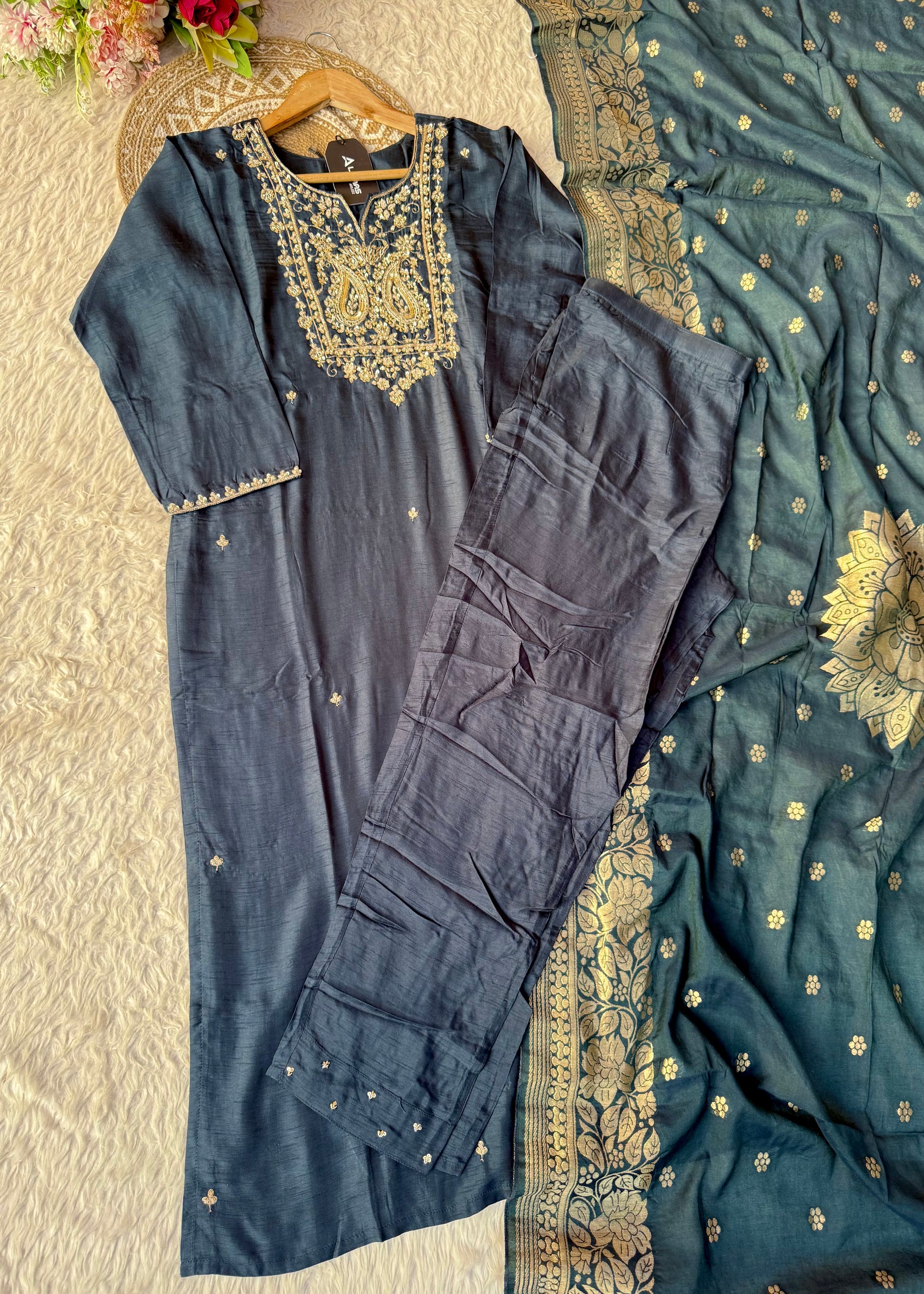 “Fiza” Indian wear dola silk kurti bottom dupatta set