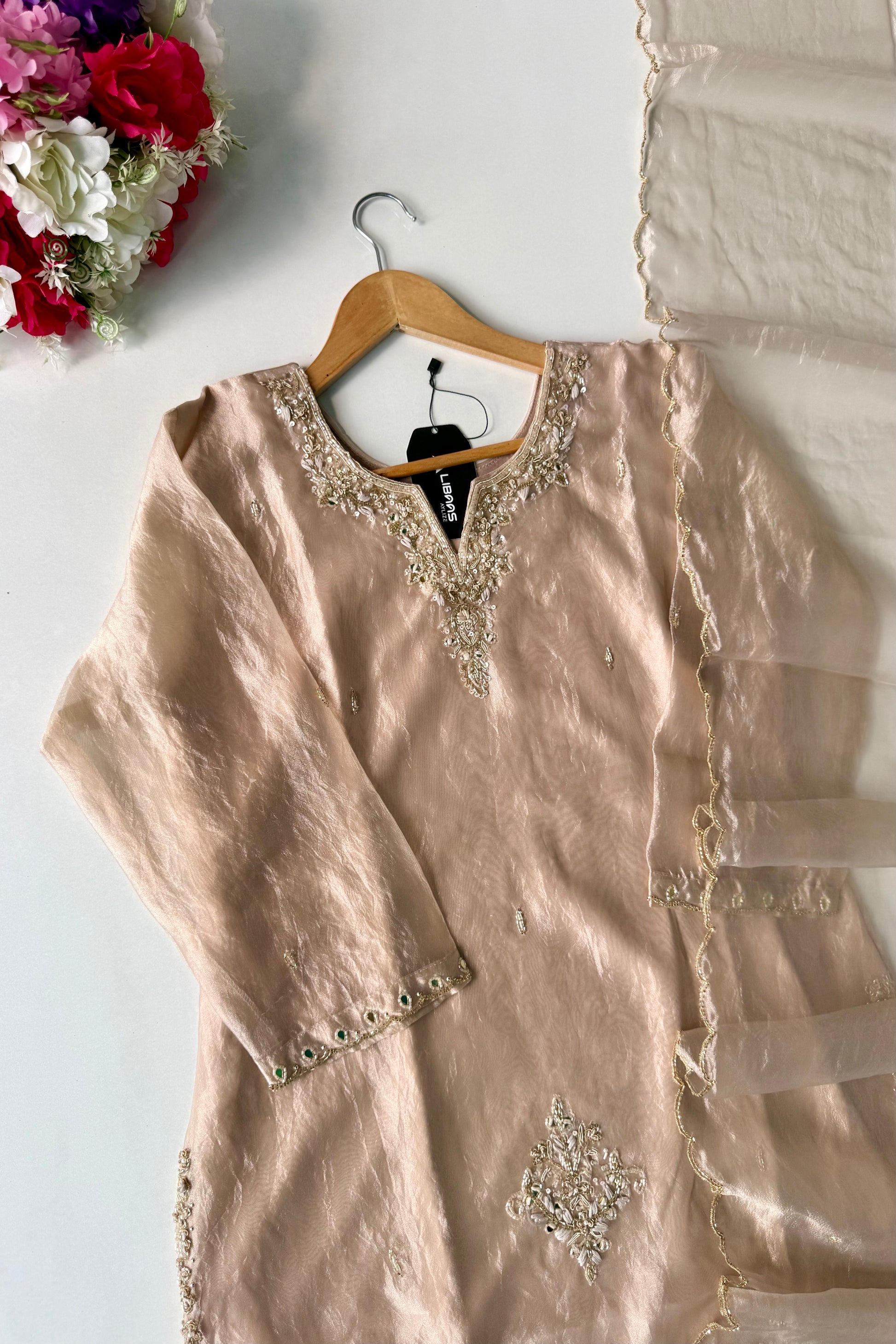 ✨Ruhani – Luxury Ivory Glass Tissue Divider Suit Set