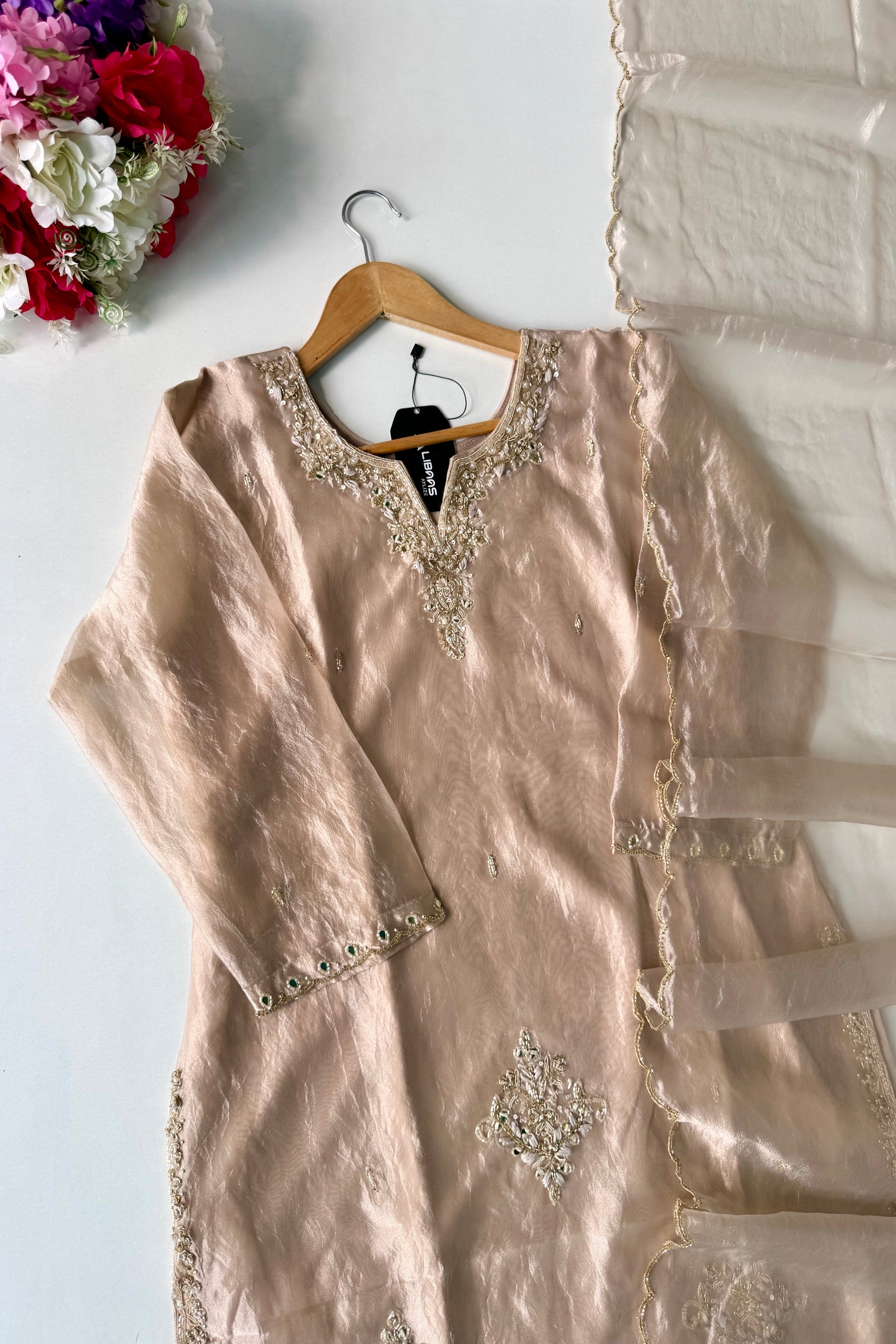 ✨Ruhani – Luxury Ivory Glass Tissue Divider Suit Set