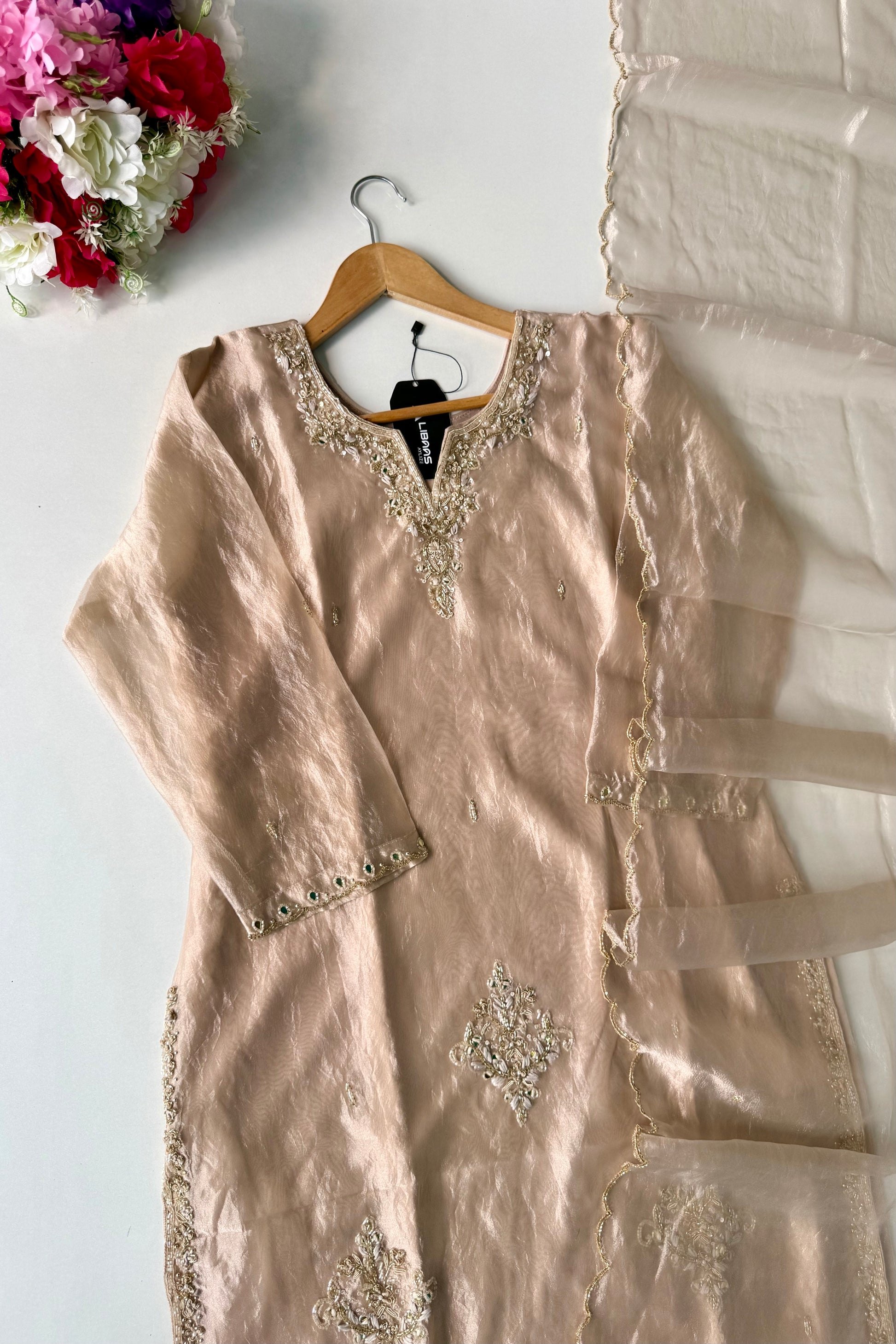 ✨Ruhani – Luxury Ivory Glass Tissue Divider Suit Set