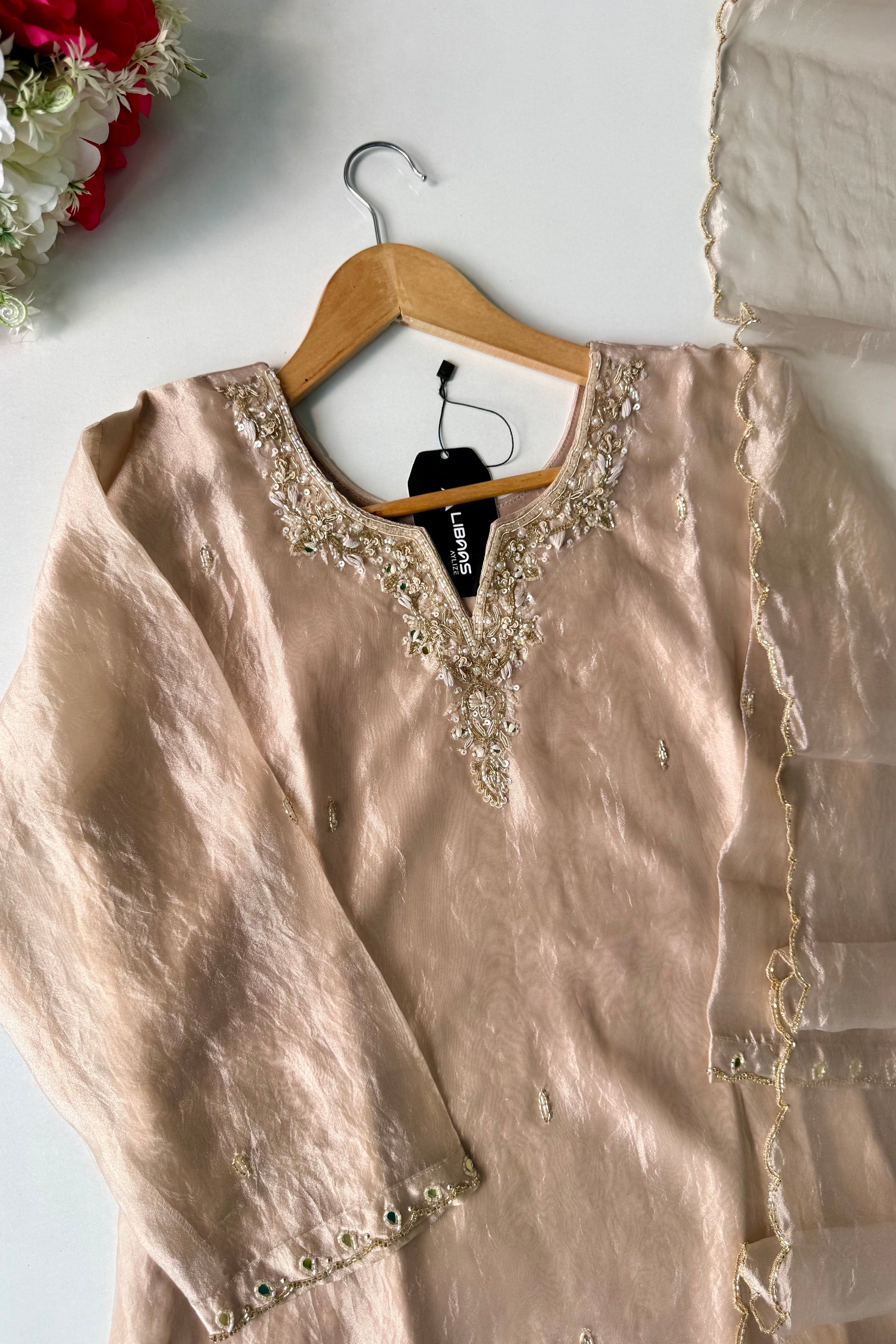 ✨Ruhani – Luxury Ivory Glass Tissue Divider Suit Set