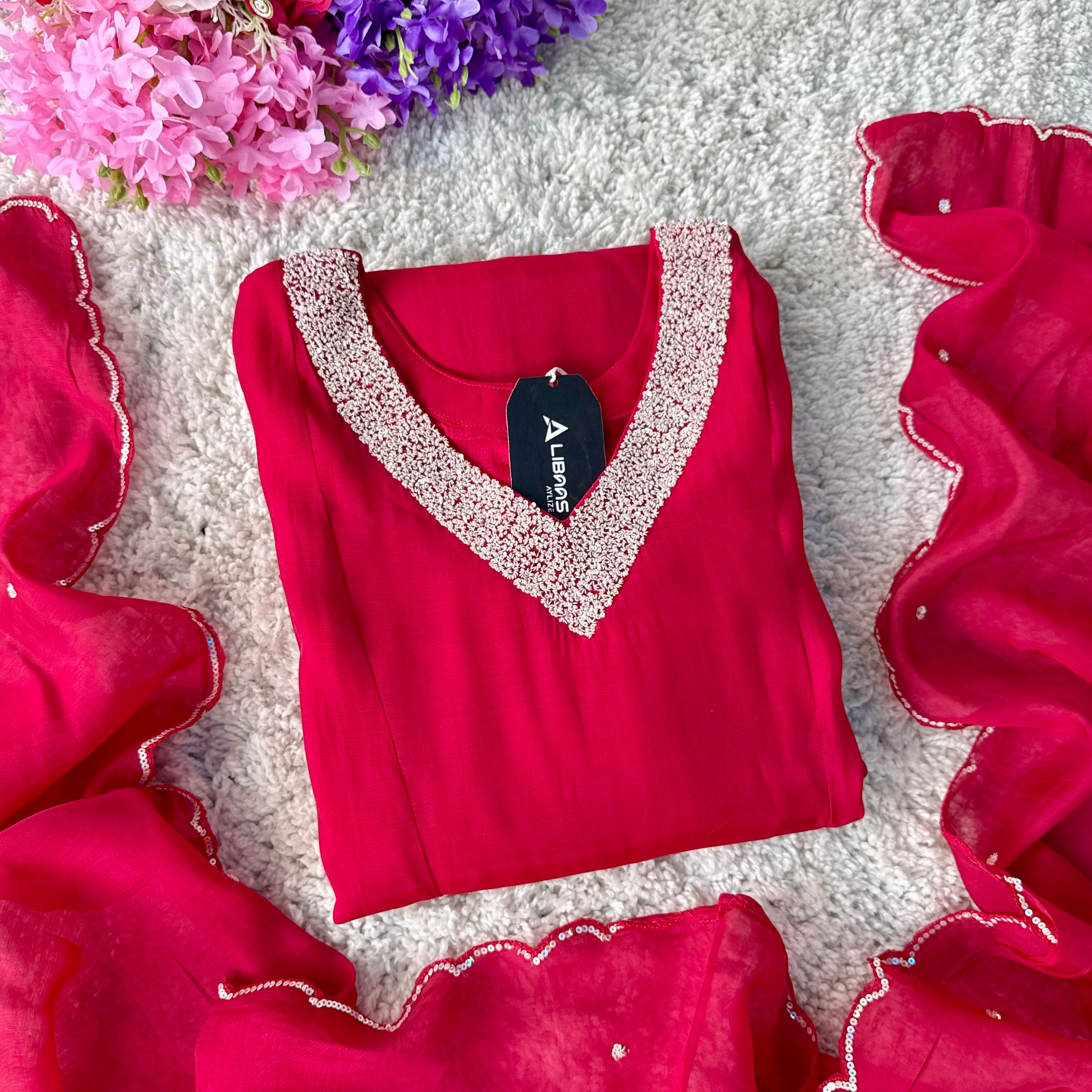 ❤️Sreya – Premium Ho Silk Back Design A Line Kurta Set