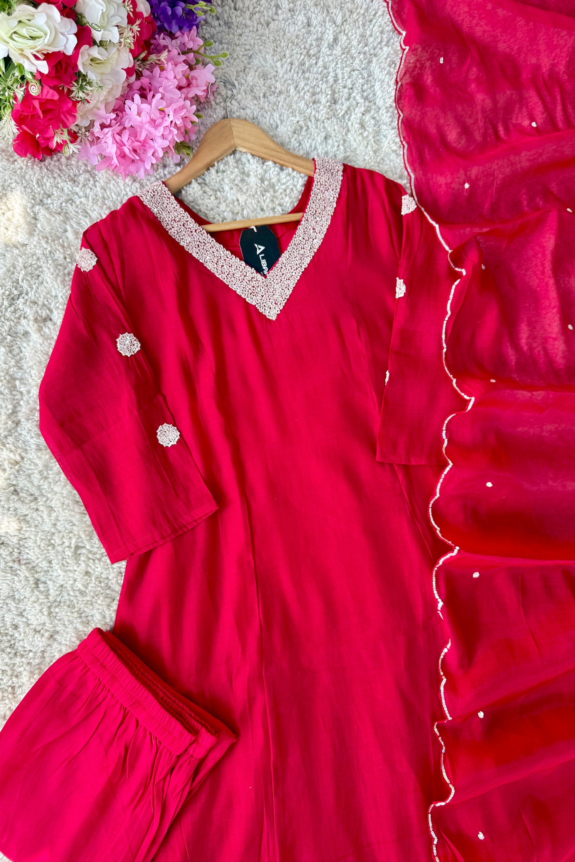 ❤️Sreya – Premium Ho Silk Back Design A Line Kurta Set