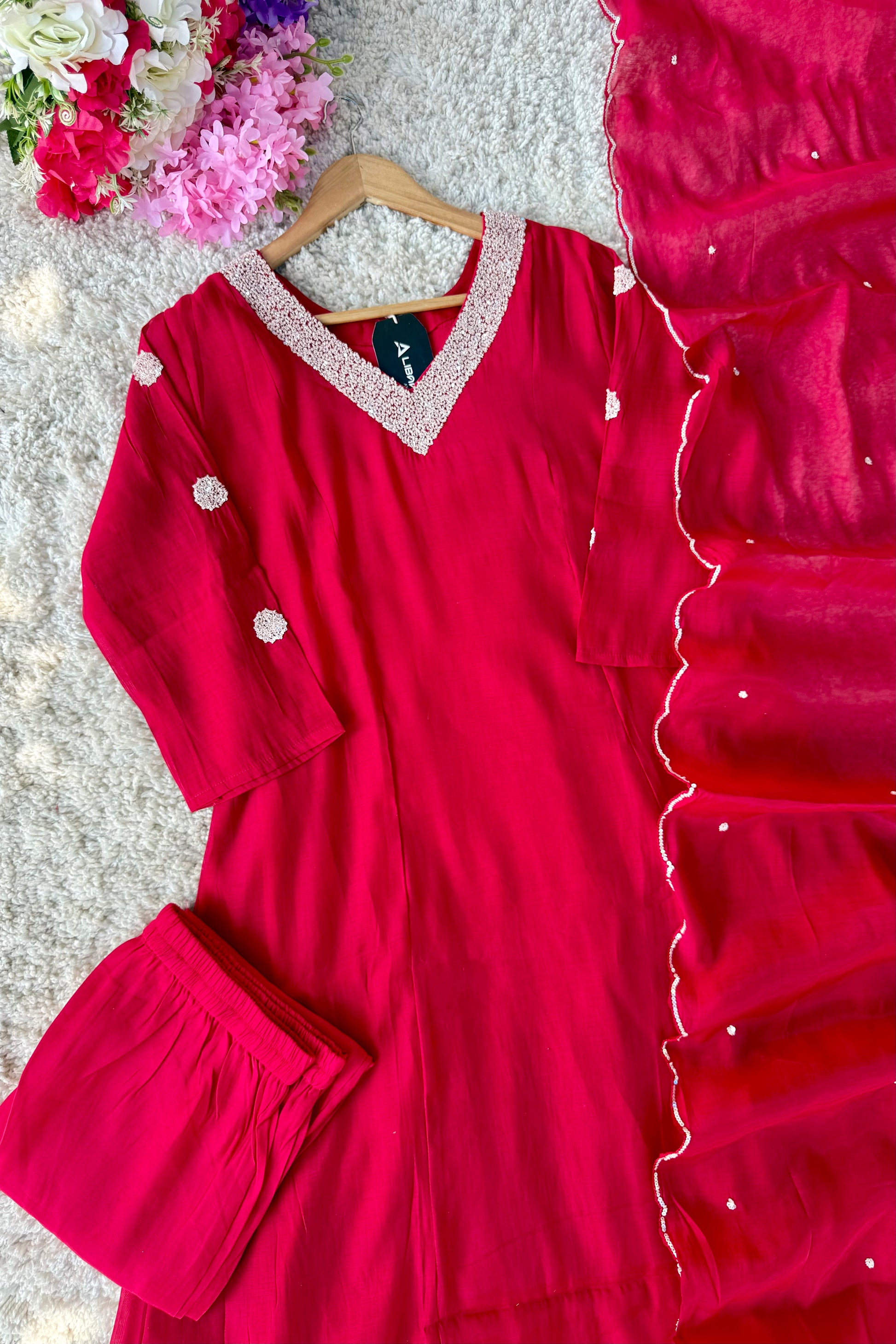 ❤️Sreya – Premium Ho Silk Back Design A Line Kurta Set