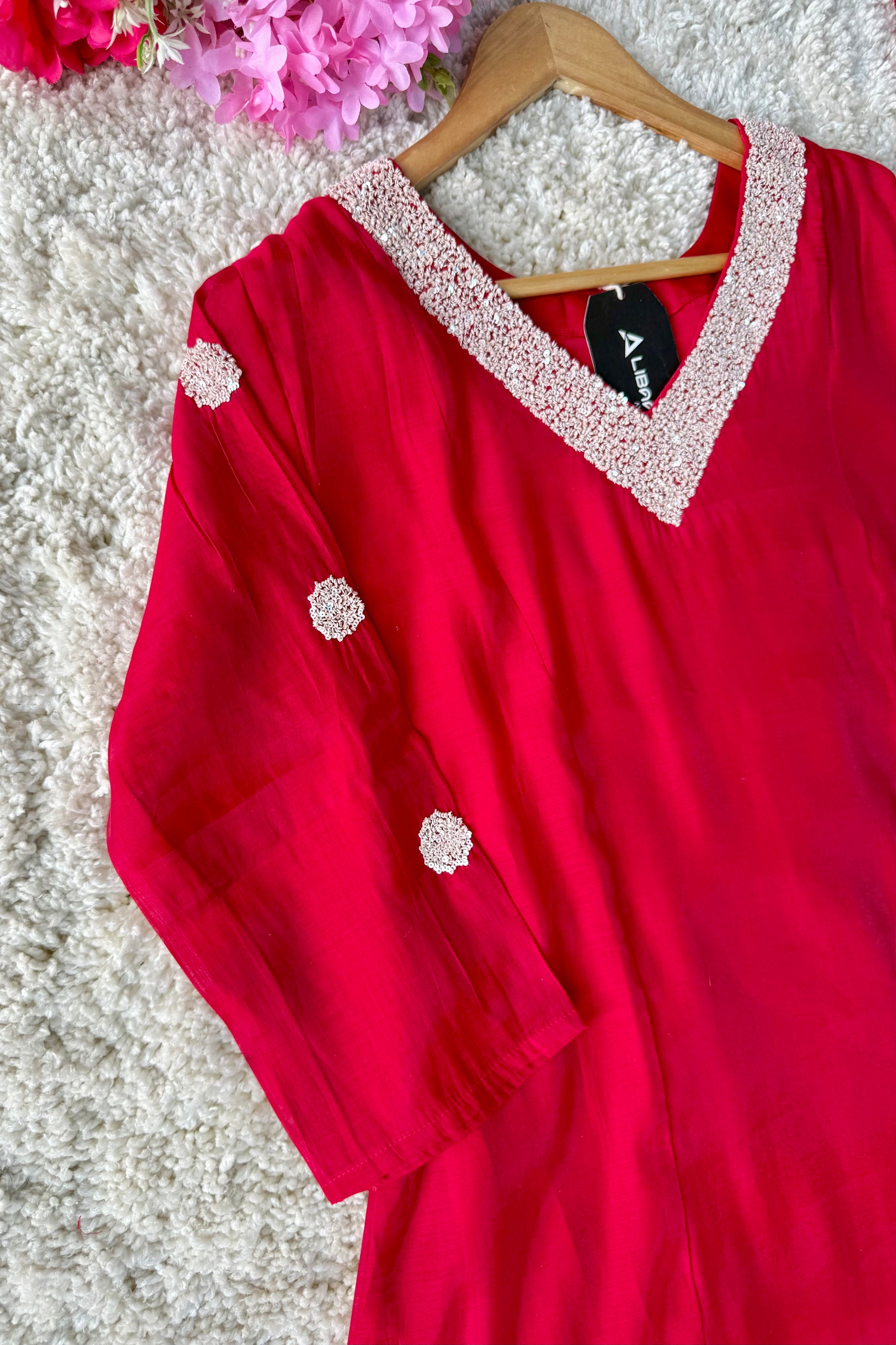 ❤️Sreya – Premium Ho Silk Back Design A Line Kurta Set