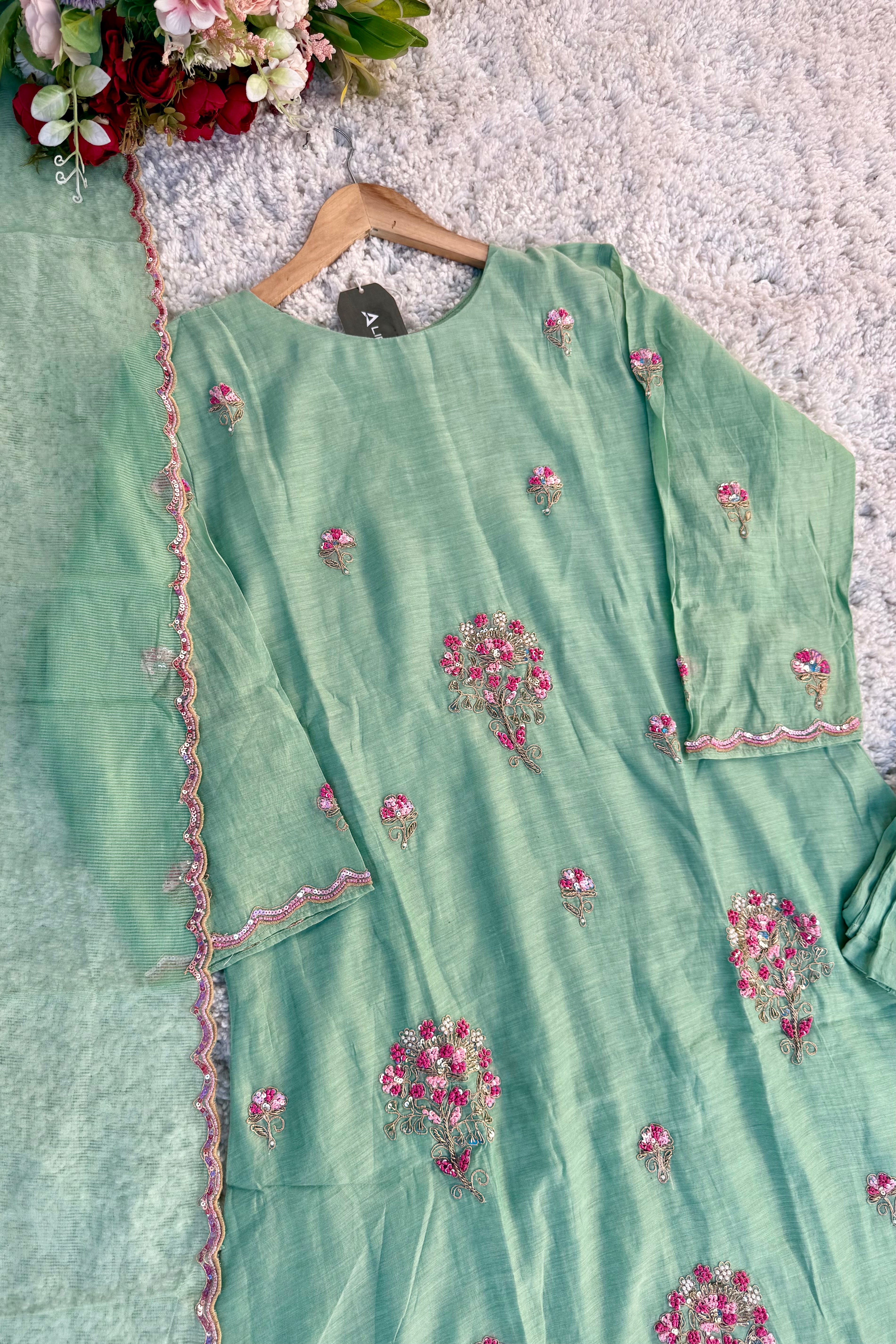 ✨Grace – Elegance Heavy Handwok Mul Chanderi A Line Suit