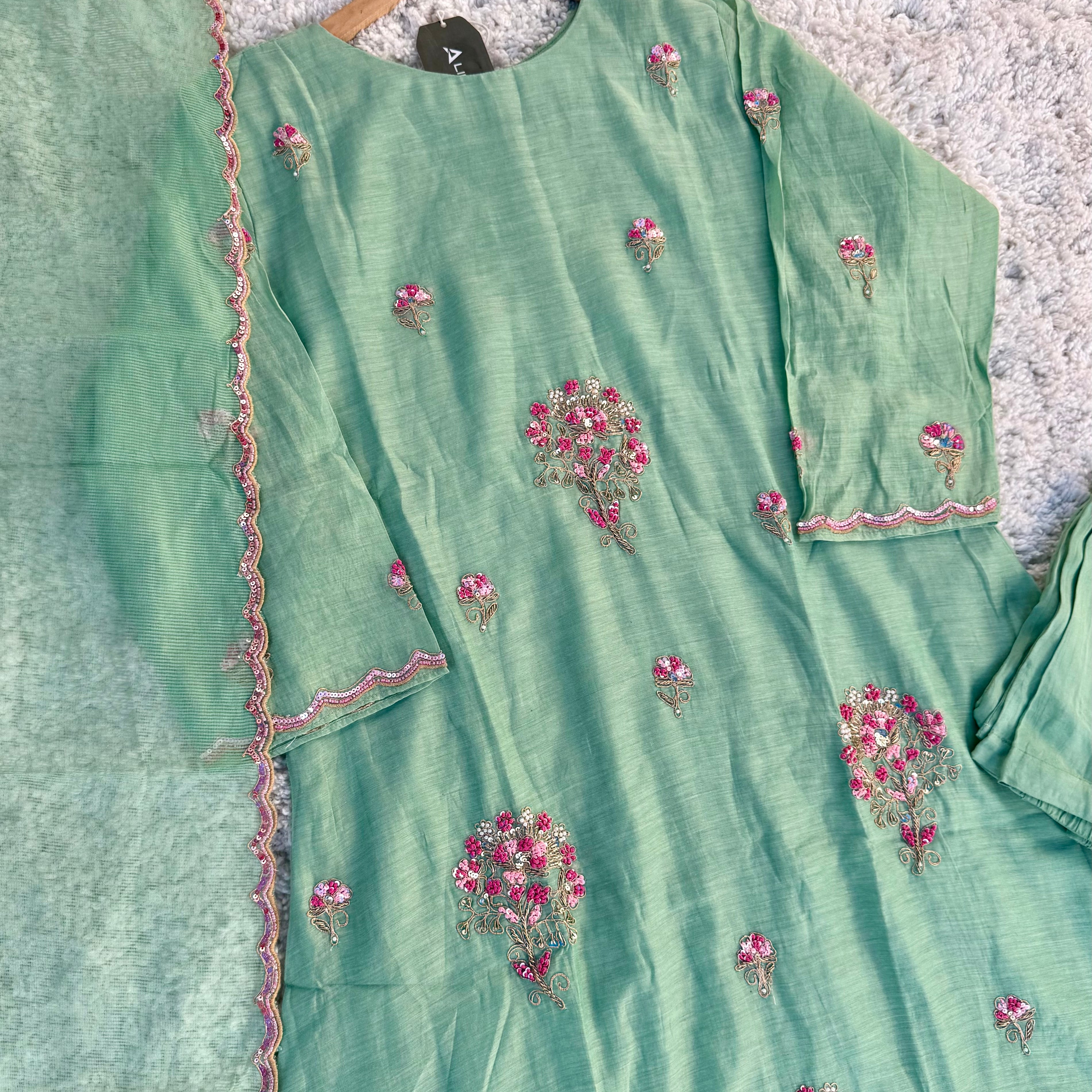 ✨Grace – Elegance Heavy Handwok Mul Chanderi A Line Suit