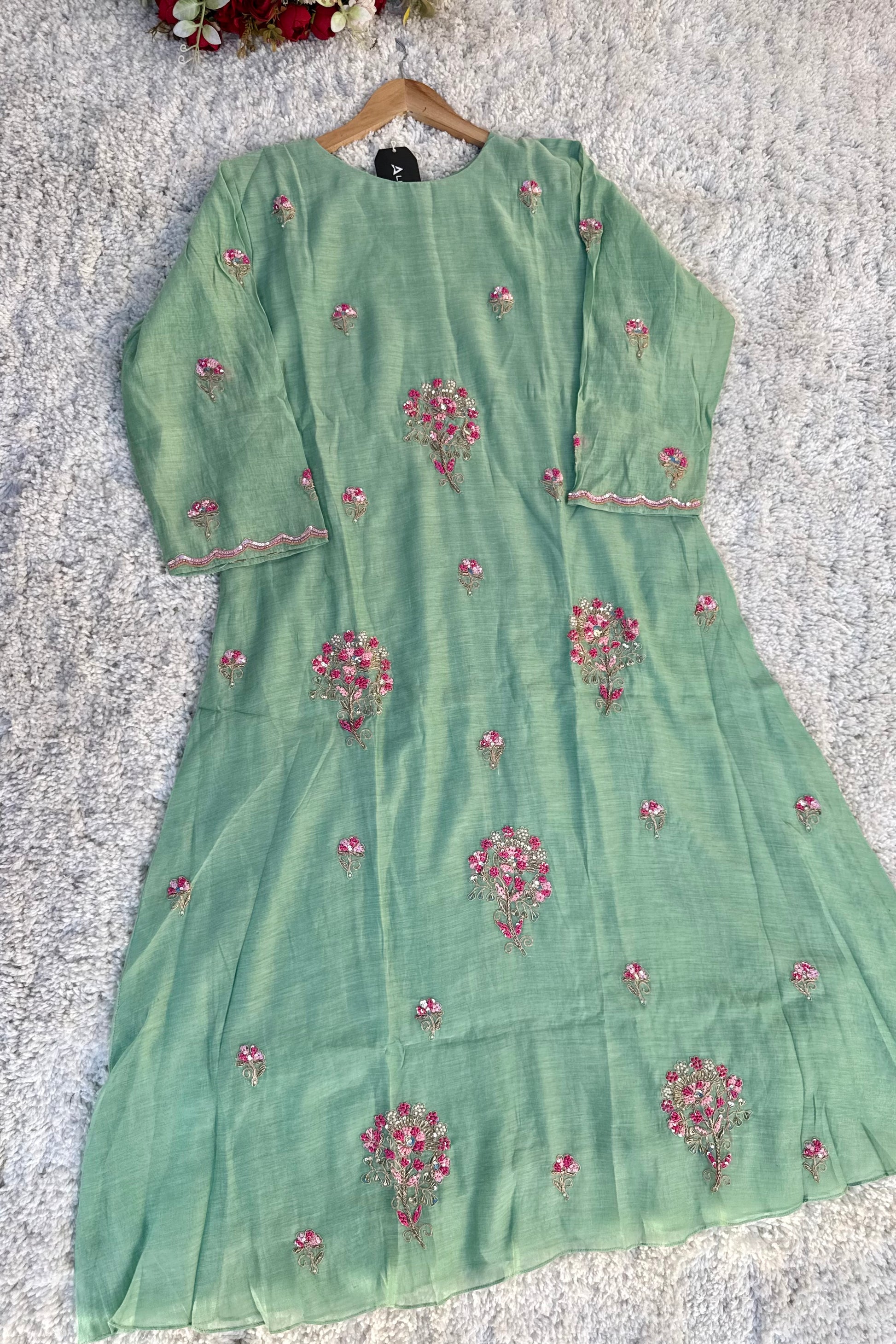 ✨Grace – Elegance Heavy Handwok Mul Chanderi A Line Suit