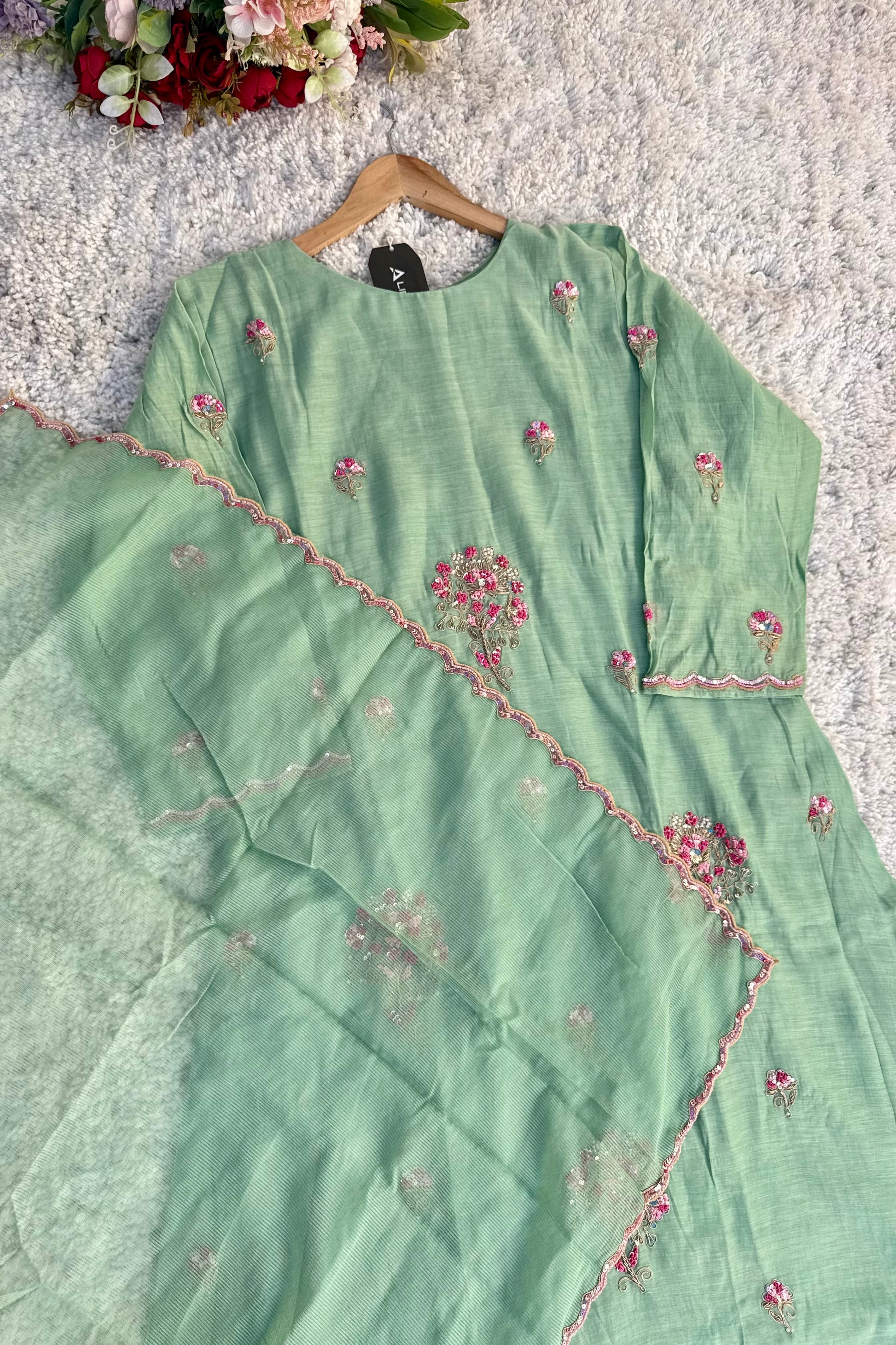 ✨Grace – Elegance Heavy Handwok Mul Chanderi A Line Suit