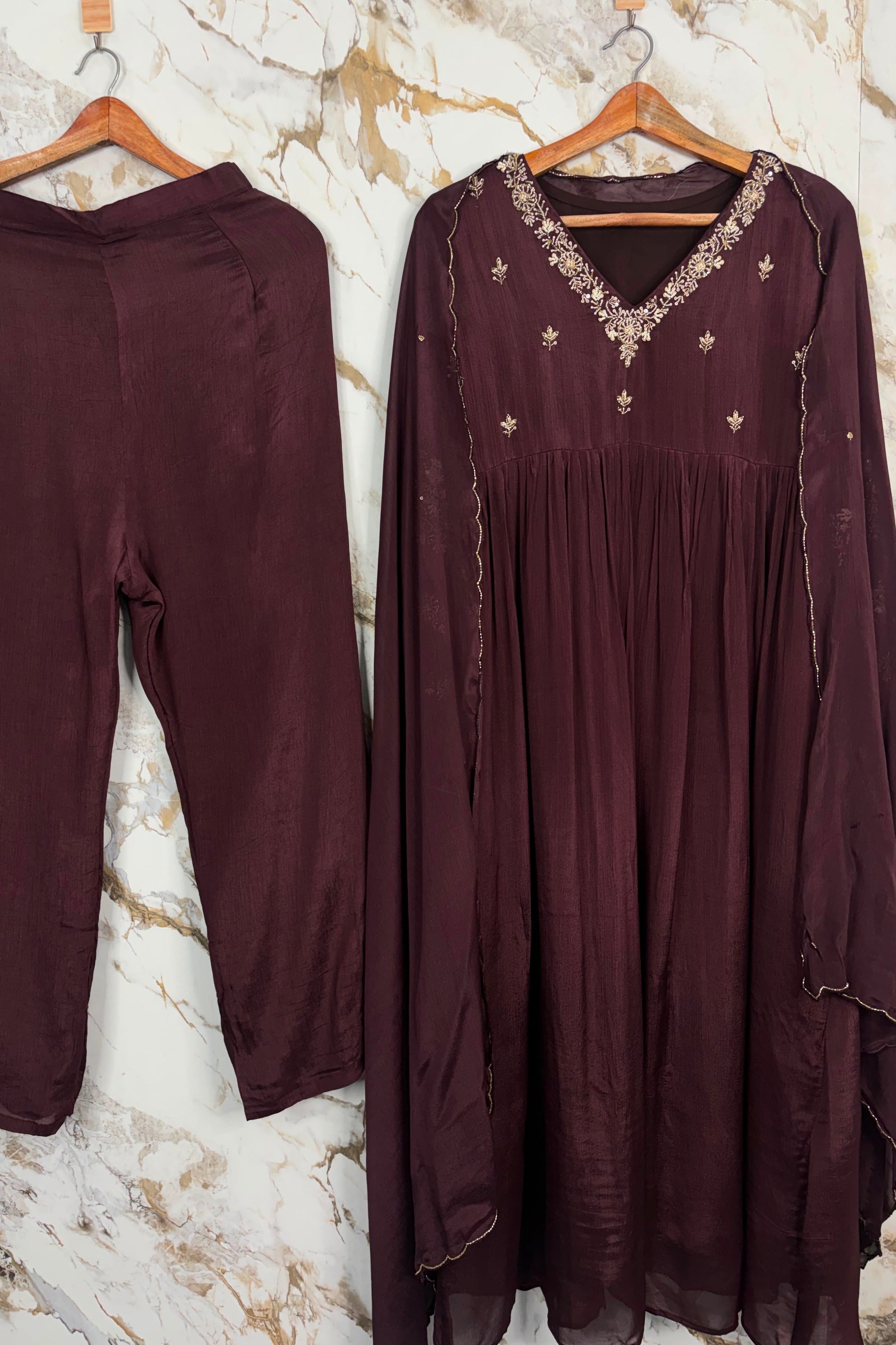 “Az026” Premium Party Wear Chinnon Anarkali Suit set 🛍️