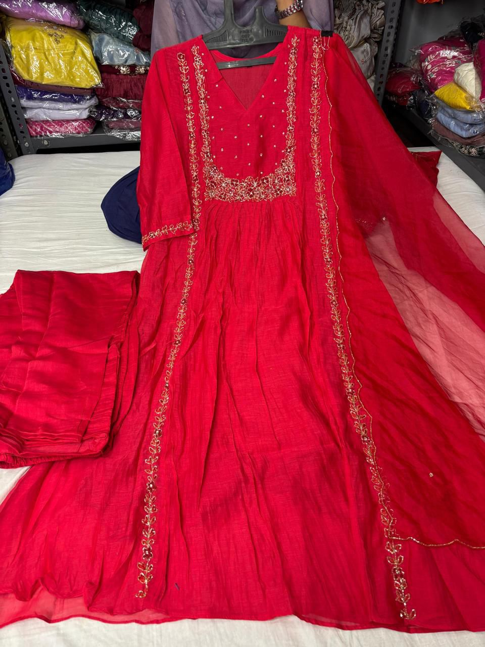“Ayza” Pre Booking Premium Red Mul Chanderi A Line Suit set 🛍️