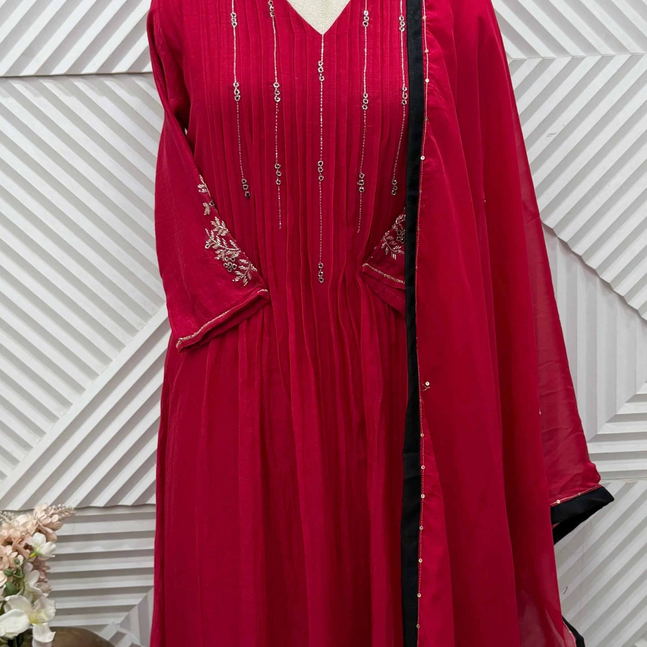 Zariya - Premium Mul Chanderi A Line Pleated Kurta Set ✨